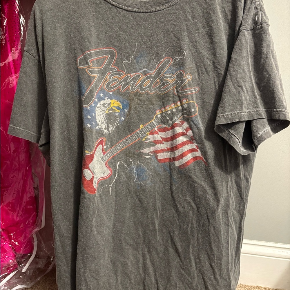Vintage Fender Gray Graphic T-Shirt